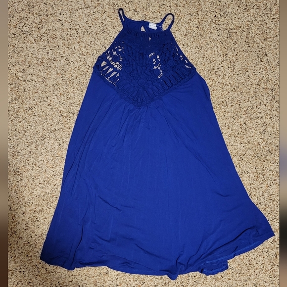 Blue Tank - Picture 2 of 7